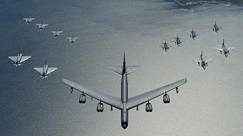 B-52战略轰炸机